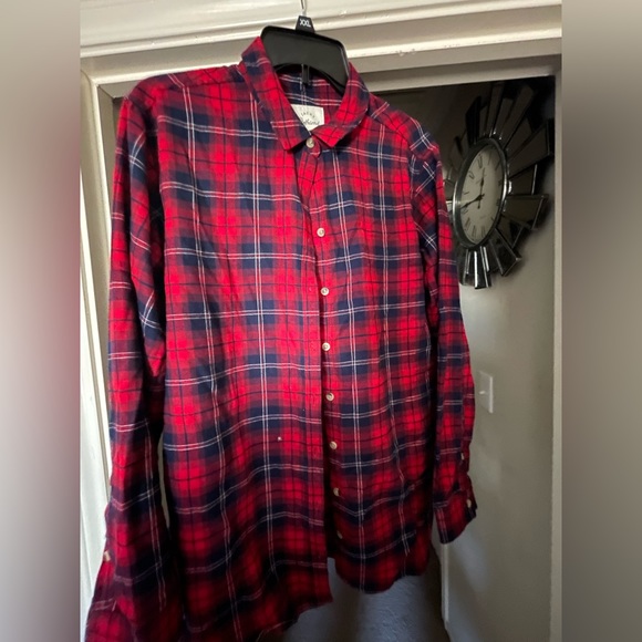 Boyfriend Style Flannel Shirt - Picture 1 of 3